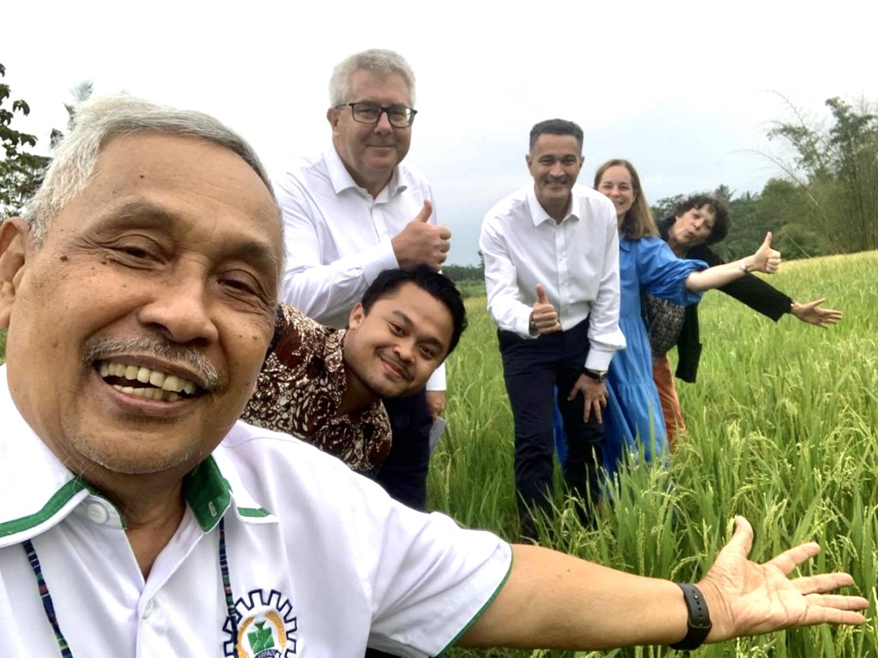 Indonesia: Members of Parliament visit SWITCH-Asia Low Carbon Rice project