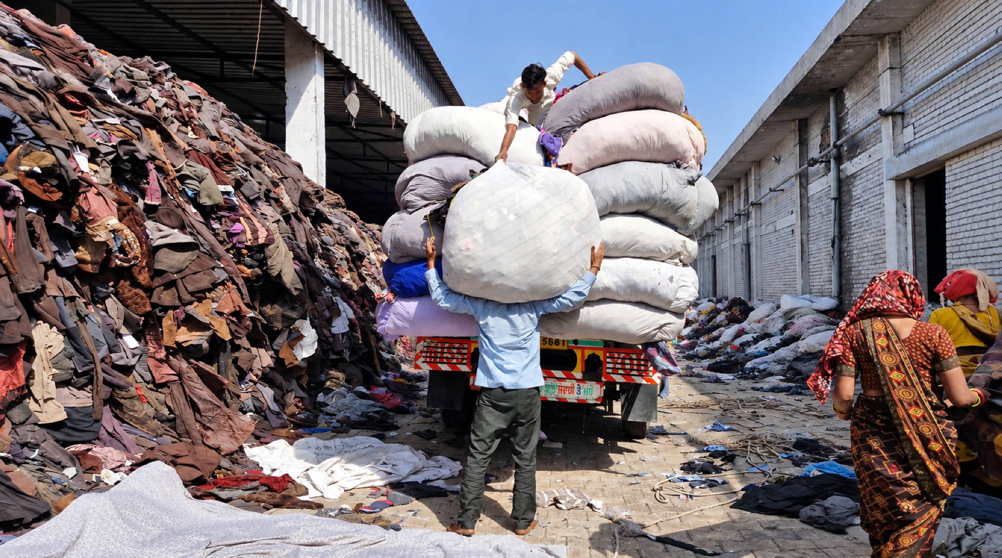 Green Threads: Enhancing Sustainability in India's Textile Recycling Clusters